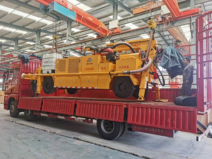 疫情防控不松懈，柴油機(jī)礦用混凝土濕式噴射車正常發(fā)貨！